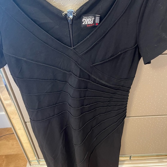 Pretty mini fitted with stitching diagonally back zip - Picture 2 of 4